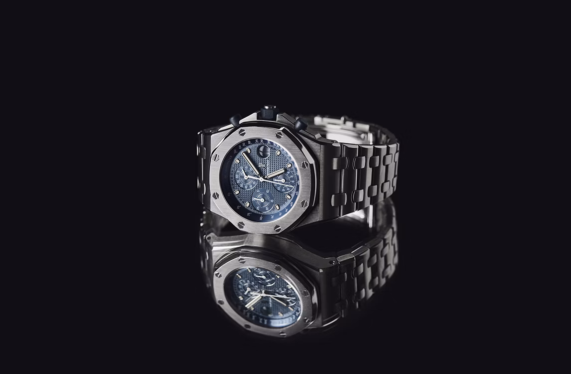 Vista de cerca de un reloj Royal Oak Offshore.