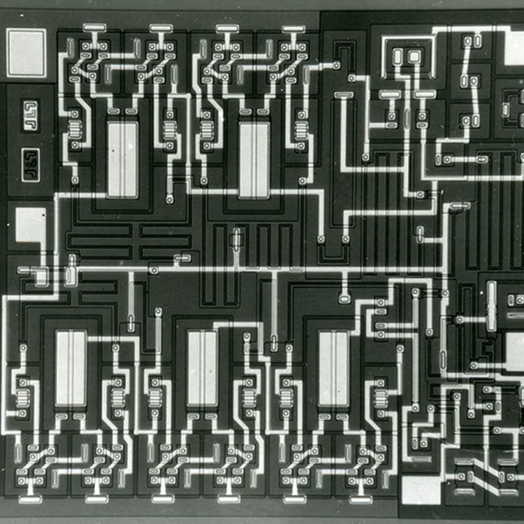 1967. Das erste Quarzuhrwerk der Geschichte