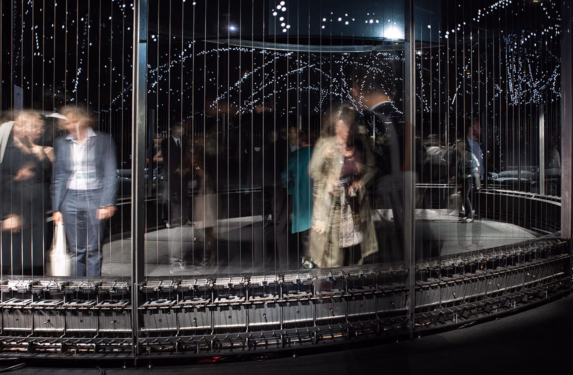 Visitatori che scoprono HALO di Semiconductor