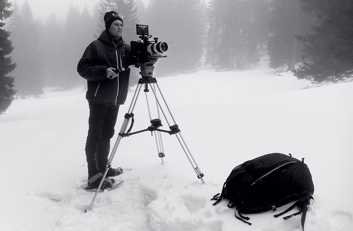 Kurt Hentschläger scatta fotografie nella neve
