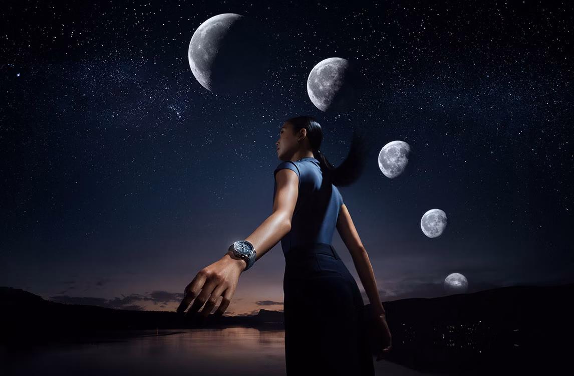 Lifestyle-Foto der 3 neuen Modelle mit Ewigem Kalender.