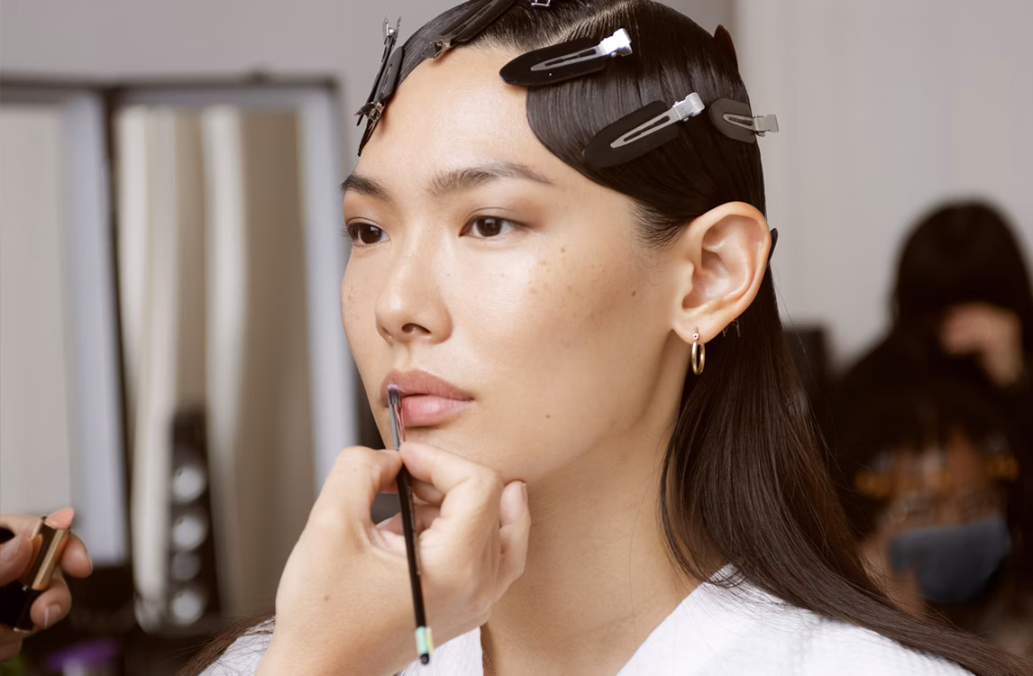 A model being made up