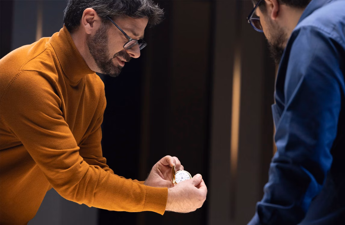 Reloj Code 11.59 by Audemars Piguet Universelle en manos de especialistas de Audemars Piguet.