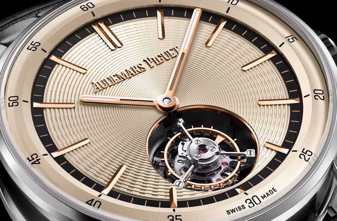 Крупный план циферблата часов Code 11.59 by Audemars Piguet