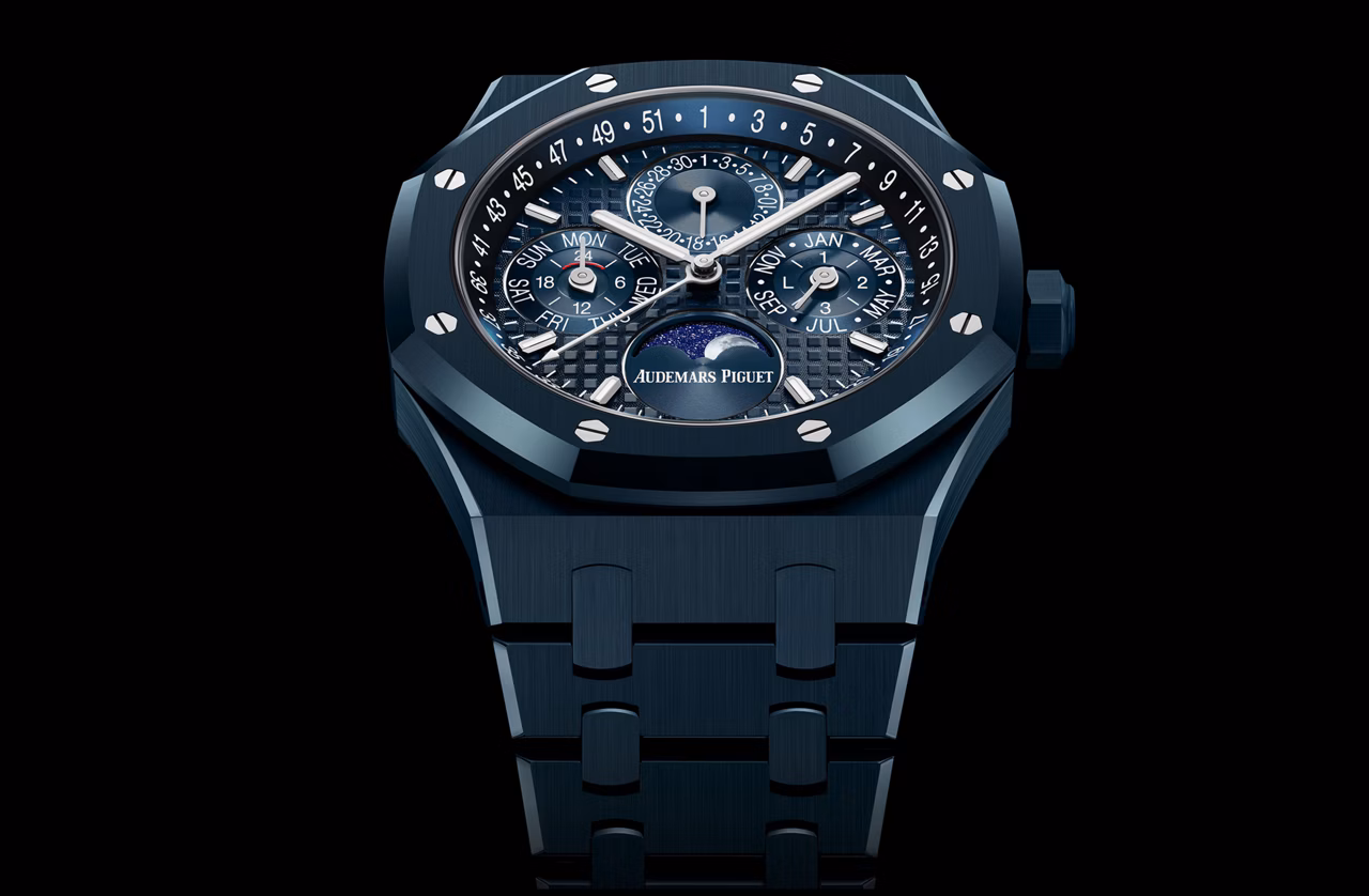 Крупный план часов Royal Oak