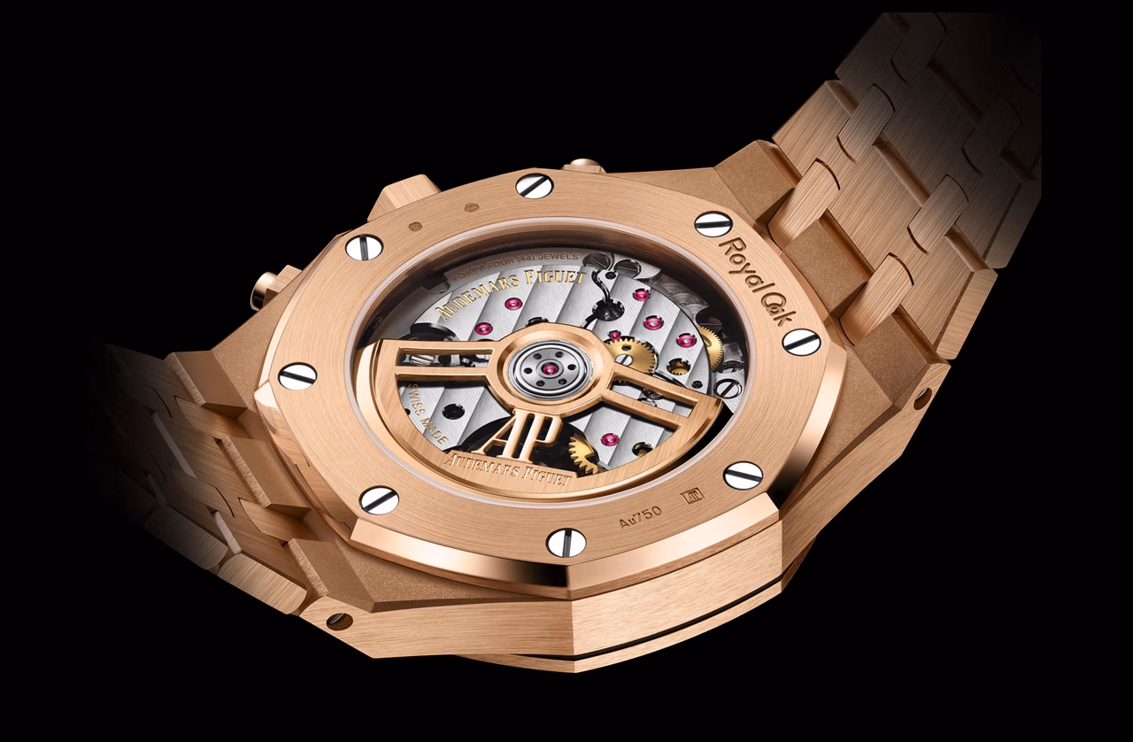 Close up of a Royal Oak backcase.