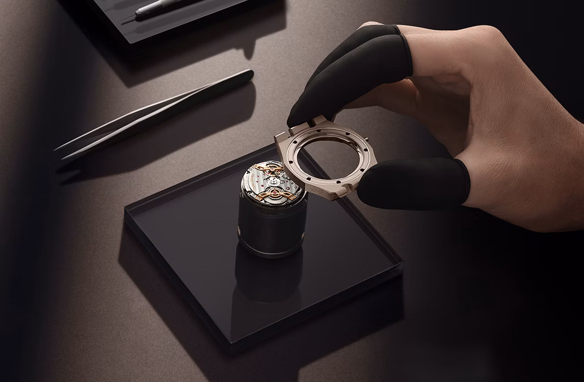 Servizio fotografico sul savoir faire di un orologio Royal Oak