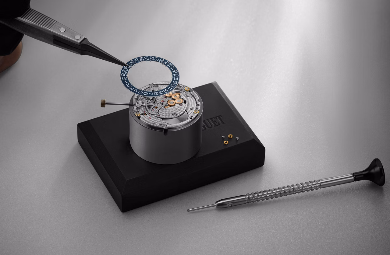 Savoir faire shoot of a Royal Oak watch.