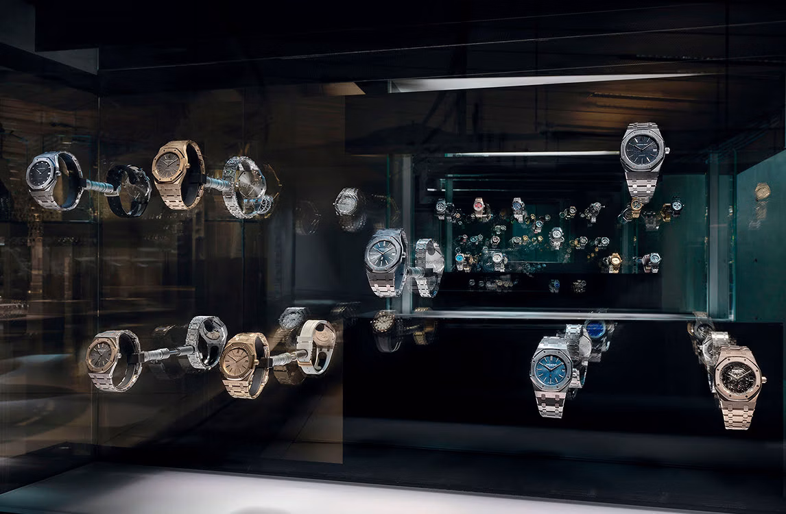 Vista de cerca de un reloj Royal Oak