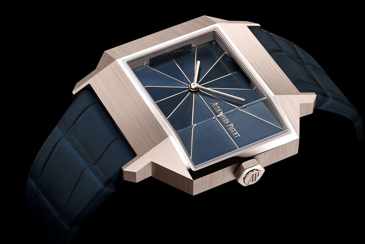Close up of a [RE]Master02 Selfwinding watch.