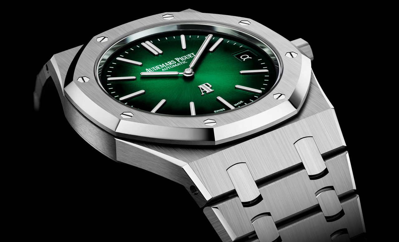 Royal Oak皇家橡树系列“Jumbo”超薄腕表