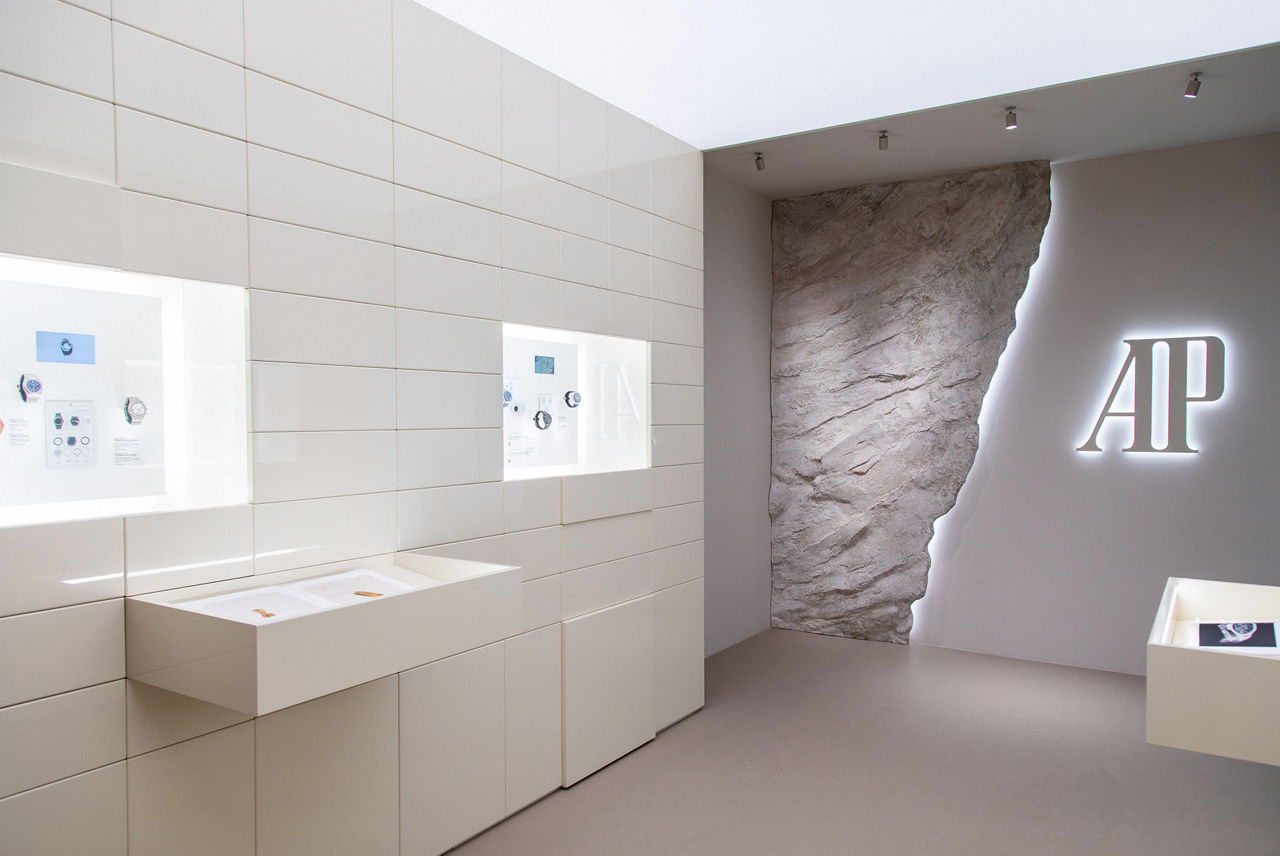 爱彼精品店内景