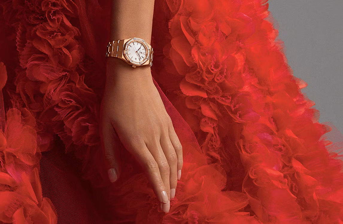 A model wearing a Royal Oak watch.