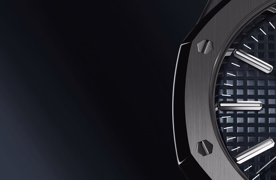 Close up of a Royal Oak