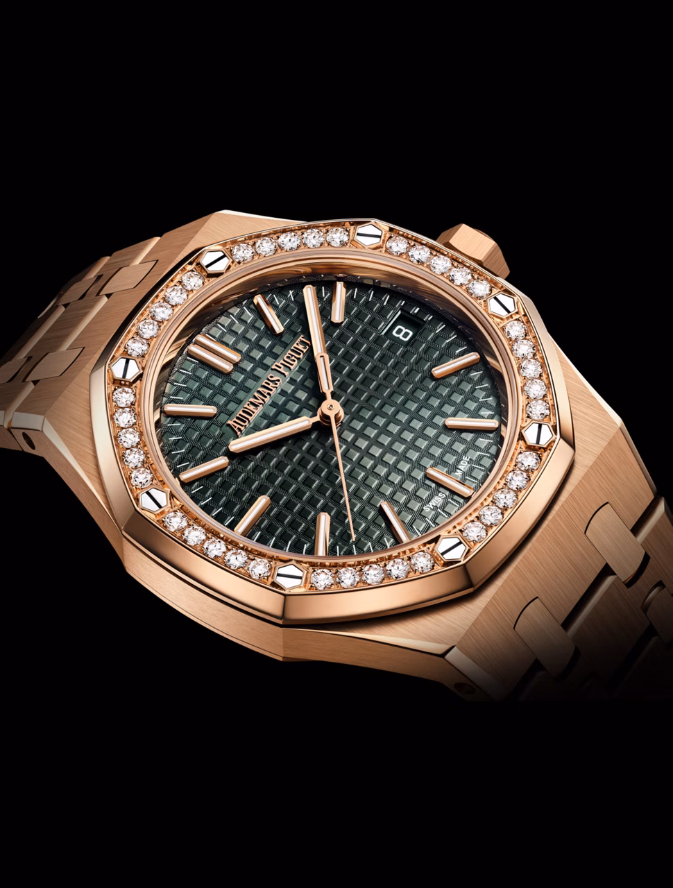 Royal Oak皇家橡樹系列腕錶特寫