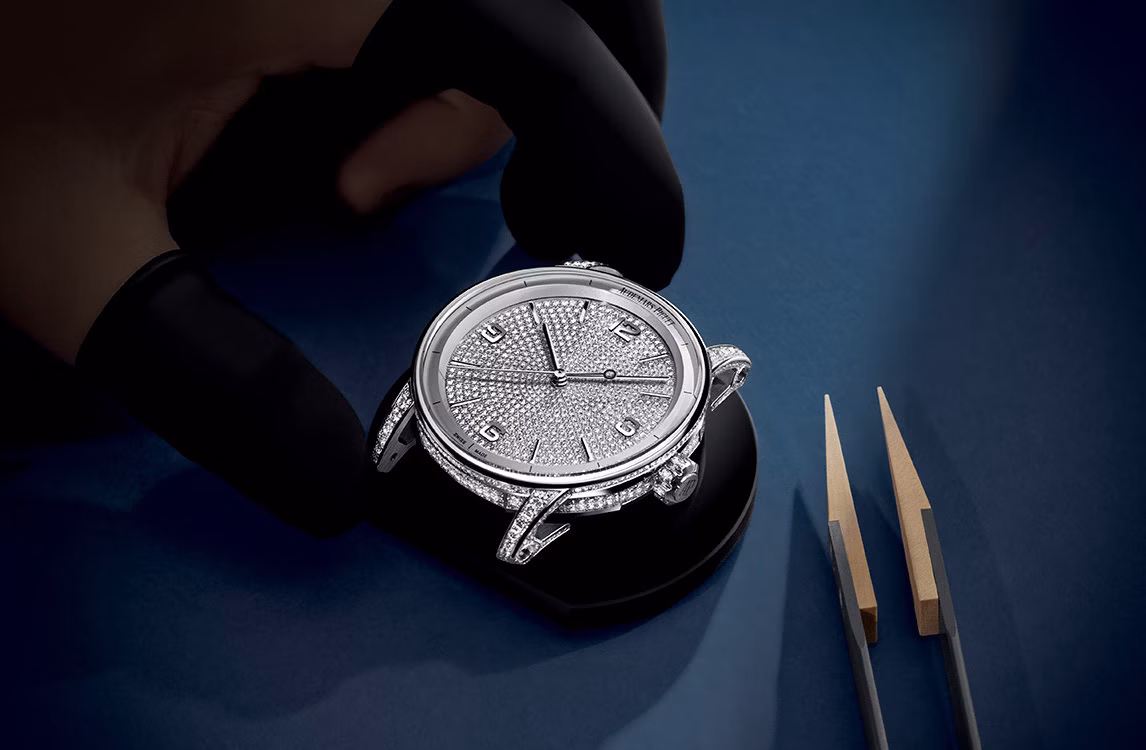 Aufnahme einer Code 11.59 by Audemars Piguet zur Demonstration des Know-hows.