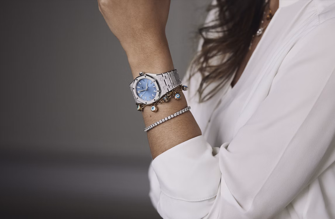 Primo piano di un orologio Royal Oak.